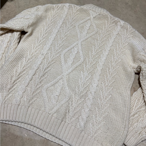 Donegal Irish 100% Wool Sweater Men’s L Cream Cable Knit Fisherman Fair Isle - Picture 5 of 7